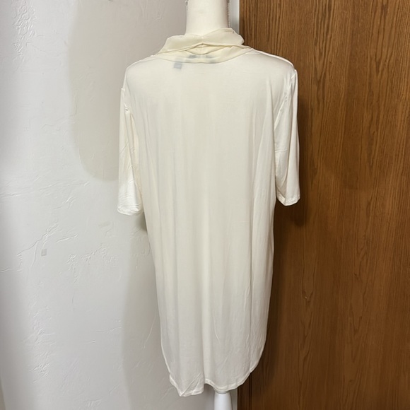 H by Halston cream chiffon drape twist front blouse size L - Picture 4 of 10